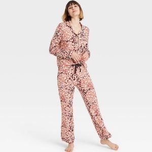 Stars Above women’s animal print long sleeve top and bottom pajama set -  size L